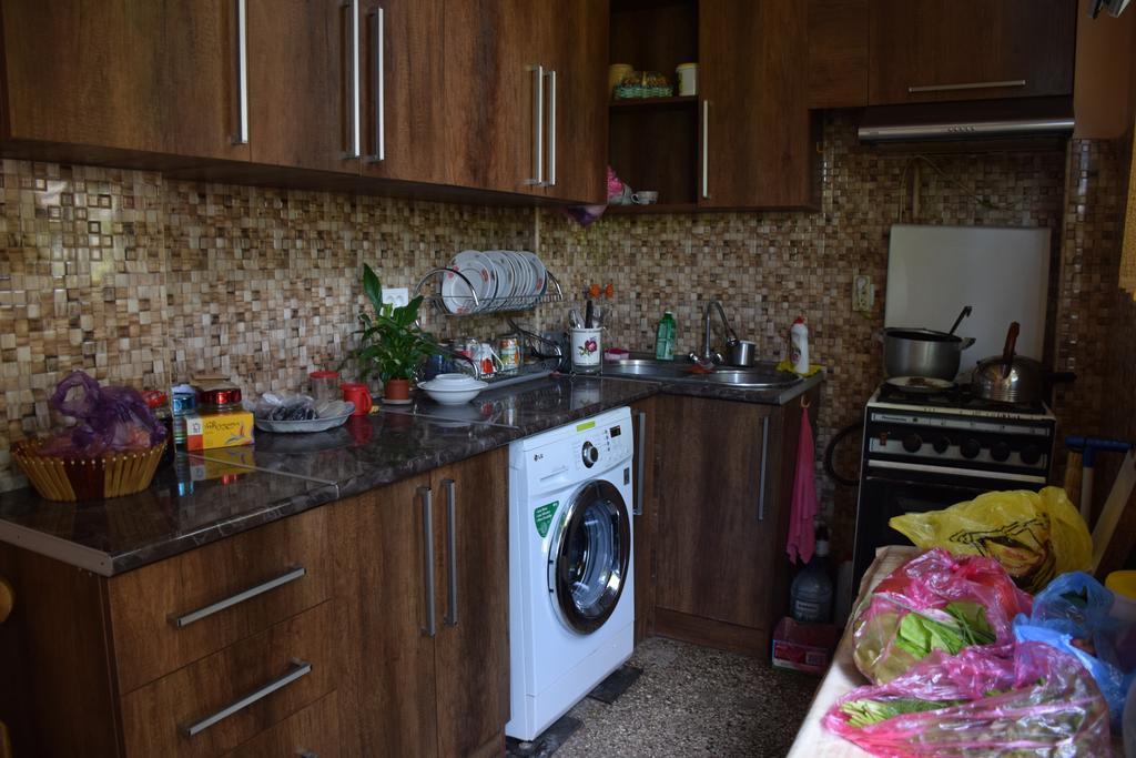 Medico And Suliko Guest House Kutaisi Exterior photo